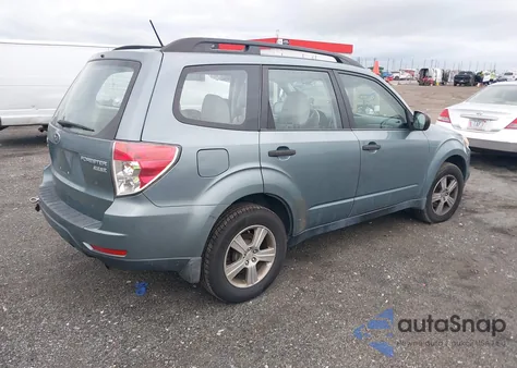 2011 Subaru Forester 2.5X z USA, uszkodzony, nr VIN JF2SHABC8BH738438